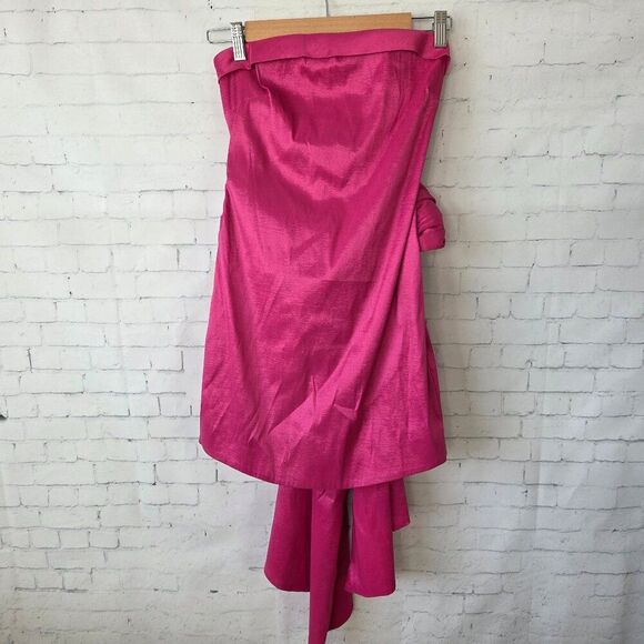 Likely Merino Dress Size 2 Fuchsia Pink Strapless Prom Homecoming Big Bow NEW - Picture 2 of 15